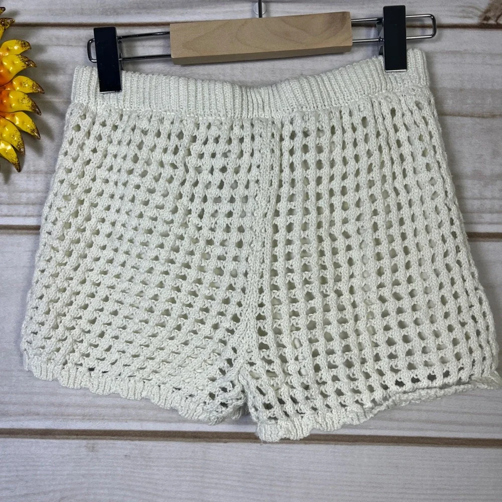 Art Class Kids Cream Crochet Shorts‎ Size S 6/7